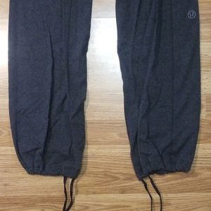 lululemon athletica Pants - 4-6 lululemon joggers lululemon athletica Pants - 4-6 lululemon joggers